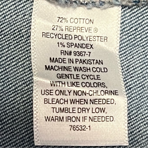 St John’s Bay Jean Jacket - Picture 8 of 8